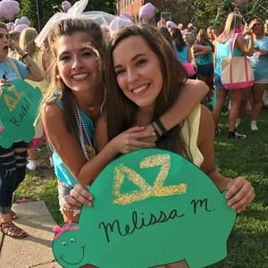 Meet your Posher, Melissa